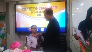 আখাউড়ায় অ্যালকো-ক্যামব্রিয়ান স্কলারশিপের বৃত্তি প্রদান
